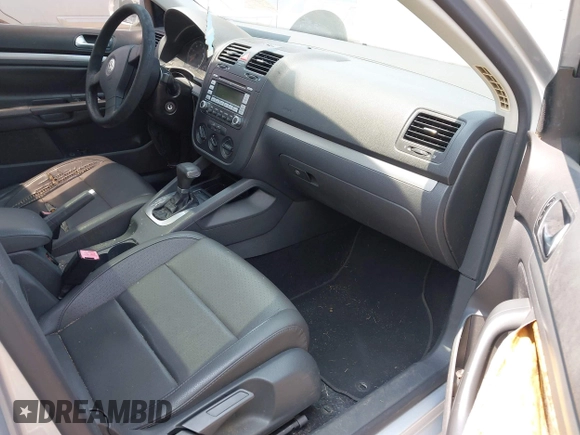 2007 Volkswagen Jetta 2.5 with VIN 3VWSF71K97M093153, listed as a IAAI auction lot 42392471 with 228,039 mi miles and . Bid and sale history available at DreamBid. Image 5.