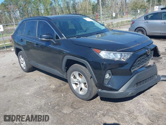 2021 Toyota RAV4 XLE with VIN 2T3W1RFV2MW107986, listed as a IAAI auction lot 41835348 with 103,450 mi miles. Bid and sale history available at carsss.com. Image 1.