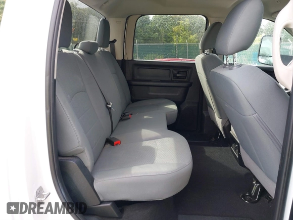 2018 Ram 2500 Tradesman with VIN 3C6UR5CL4JG207120, listed as a IAAI auction lot 40124581 with 191,567 mi miles and . Bid and sale history available at DreamBid. Image 8.