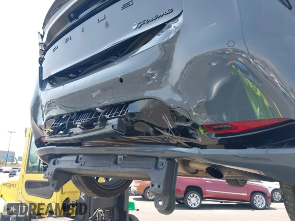 2024 Toyota Prius SE z VIN JTDACACU1R3033326, wystawiony jako IAAI lot #42174204 z przebiegiem 11 273 mil mil oraz . Historia ofert i sprzedaży dostępna na DreamBid. Obrazek 21.