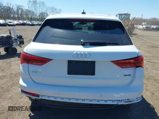 2021 Audi Q3 S line Premium z VIN WA1DECF32M1054786, wystawiony jako IAAI lot #42065278 z przebiegiem 47 615 mil mil oraz . Historia ofert i sprzedaży dostępna na DreamBid. Obrazek 16.