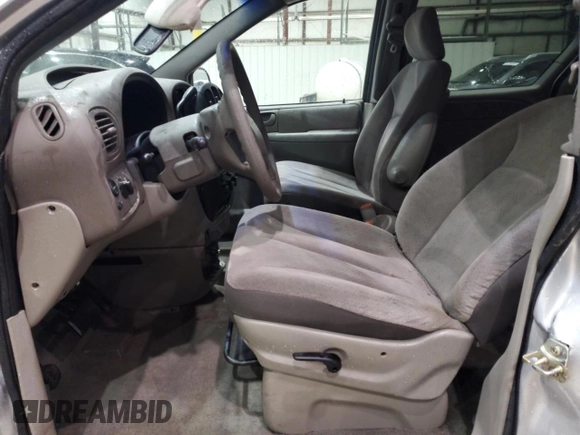 2002 Dodge Grand Caravan with VIN 1B8GP343X2B634127, listed as a Copart auction lot 51257355 with 152,209 mi miles and Salvage Title. Bid and sale history available at DreamBid. Image 7.