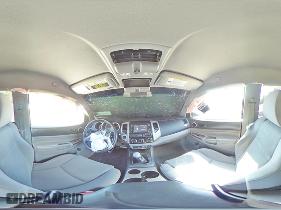 2015 Toyota Tacoma z VIN 5TFLU4EN5FX135486, wystawiony jako Copart lot #58320245 z przebiegiem 95 424 mil mil oraz Szkoda całkowita • Salvage title. Historia ofert i sprzedaży dostępna na DreamBid. Obrazek 15.