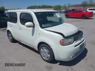 2010 Nissan Cube S z VIN JN8AZ2KR5AT166892, wystawiony jako IAAI lot #42210798 z przebiegiem 183 666 mil mil oraz . Historia ofert i sprzedaży dostępna na DreamBid. Obrazek 1.