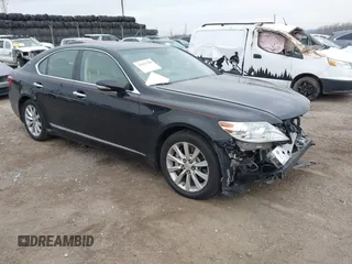 2010 Lexus LS 460 z VIN JTHCL5EF5A5005275, wystawiony jako IAAI lot #41683548 z przebiegiem 143 779 mil mil oraz . Historia ofert i sprzedaży dostępna na DreamBid. Obrazek 1.