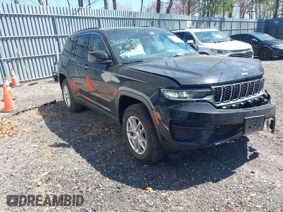 2024 Jeep Grand Cherokee Laredo z VIN 1C4RJHAGXRC252560, wystawiony jako IAAI lot #42071868 z przebiegiem 11 991 mil mil oraz . Historia ofert i sprzedaży dostępna na DreamBid. Obrazek 1.