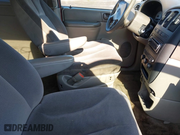 2002 Dodge Caravan SE with VIN 1B4GP24362B666181, listed as a IAAI auction lot 41421348 with 999,999 mi miles. Bid and sale history available at carsss.com. Image 5.