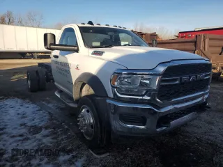 2021 Ram 4500 z VIN 3C7WRKBL4MG649033, wystawiony jako Copart lot #42417815 z przebiegiem 86 147 mil mil oraz Szkoda całkowita • Salvage title. Historia ofert i sprzedaży dostępna na DreamBid. Obrazek 4.