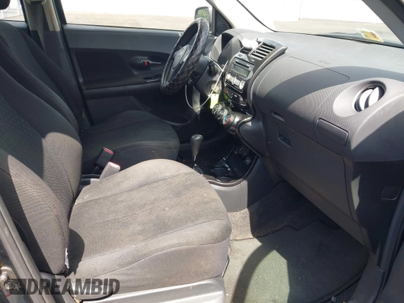 2008 Scion xD z VIN JTKKU10458J018014, wystawiony jako IAAI lot #42275788 z przebiegiem 198 204 mil mil oraz . Historia ofert i sprzedaży dostępna na DreamBid. Obrazek 5.