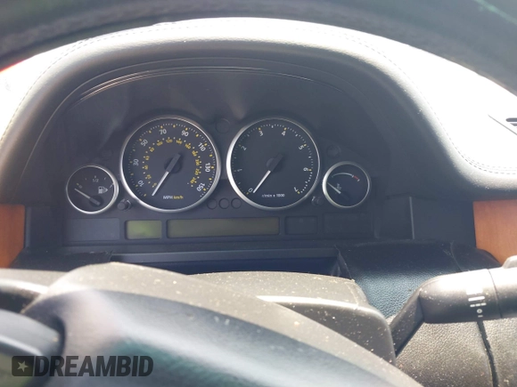 2007 Land Rover Range Rover HSE with VIN SALMF154X7A242292, listed as a IAAI auction lot 42574900 with Not provided miles and . Bid and sale history available at DreamBid. Image 7.