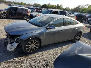 2017 Volvo S60 Inscription Platinum with VIN LYV402HM7HB143918, listed as a Copart auction lot 51896915 with 69,724 mi miles and Salvage Title. Bid and sale history available at carsss.com. Image 1.