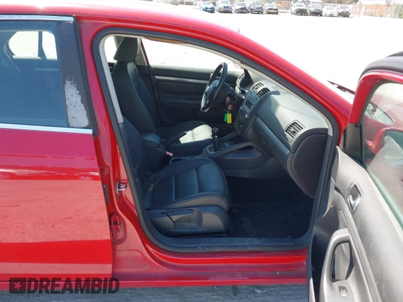 2009 Volkswagen Jetta SE z VIN 3VWRZ71K19M042108, wystawiony jako IAAI lot #41876859 z przebiegiem 187 206 mil mil oraz . Historia ofert i sprzedaży dostępna na DreamBid. Obrazek 5.