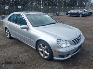 2006 Mercedes-Benz C Sport with VIN WDBRF52H46F820303, listed as a IAAI auction lot 41715195 with 188,391 mi miles. Bid and sale history available at carsss.com. Image 1.