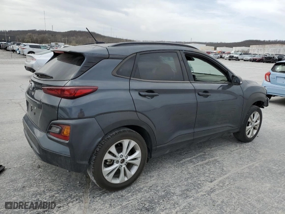 2021 Hyundai Kona SEL with VIN KM8K22AA3MU750671, listed as a Copart auction lot 49712015 with 30,025 mi miles and Salvage Title. Bid and sale history available at carsss.com. Image 3.