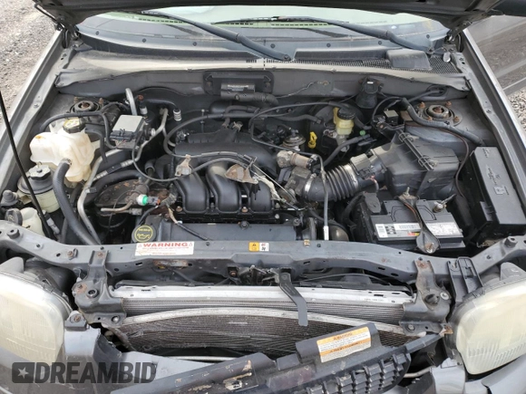 2004 Ford Escape Limited with VIN 1FMCU94184KB37525, listed as a Copart auction lot 49971575 with 0 mi miles and Salvage Title. Bid and sale history available at carsss.com. Image 12.