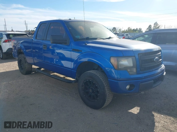 2013 Ford F-150 XL with VIN 1FTFX1CF7DFC04521, listed as a IAAI auction lot 41824572 with 175,506 mi miles. Bid and sale history available at carsss.com. Image 1.