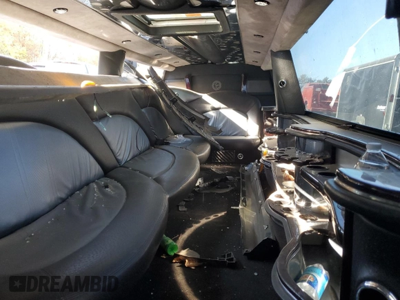 2012 Chevrolet Suburban with VIN 1GNWCLEG8CR277088, listed as a Copart auction lot 76670444 with Not provided miles and Salvage title. Bid and sale history available at DreamBid. Image 6.
