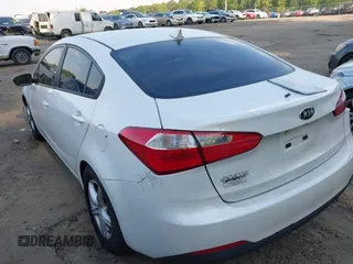 2016 Kia Forte LX with VIN KNAFX4A60G5552205, listed as a IAAI auction lot 42065506 with 212,122 mi miles. Bid and sale history available at carsss.com. Image 3.