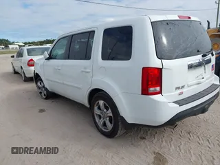 2013 Honda Pilot EX-L with VIN 5FNYF3H70DB043832, listed as a IAAI auction lot 40880885 with 250,712 mi miles and . Bid and sale history available at DreamBid. Image 3.