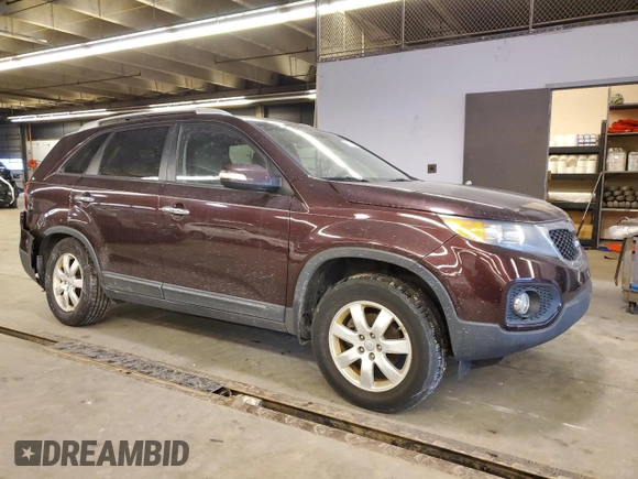 2013 Kia Sorento LX with VIN 5XYKT4A69DG357221, listed as a Copart auction lot 41734095 with 115,261 mi miles and Clean Title. Bid and sale history available at carsss.com. Image 4.
