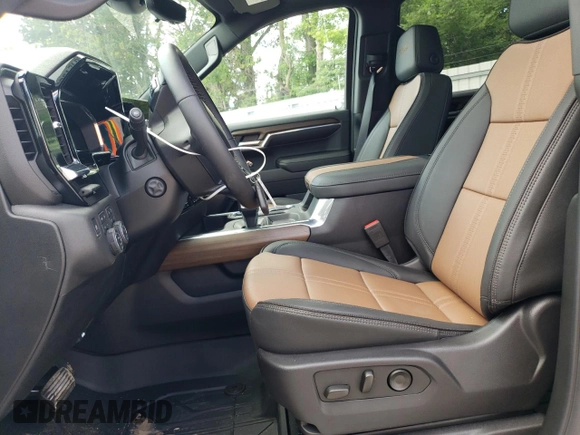 2024 Chevrolet Silverado 1500 High Country with VIN 1GCUDJE88RZ300839, listed as a Copart auction lot 60121904 with 2,069 mi miles and Salvage Title. Bid and sale history available at DreamBid. Image 7.