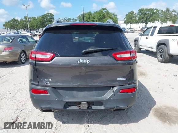 2016 Jeep Cherokee Latitude z VIN 1C4PJMCS1GW367447, wystawiony jako IAAI lot #42367643 z przebiegiem 151 072 mil mil oraz . Historia ofert i sprzedaży dostępna na DreamBid. Obrazek 16.