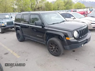 2012 Jeep Patriot Sport with VIN 1C4NJRBB7CD636000, listed as a IAAI auction lot 42106629 with 143,958 mi miles. Bid and sale history available at carsss.com. Image 1.