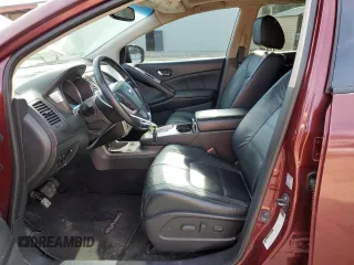 2011 Nissan Murano SV z VIN JN8AZ1MW2BW153725, wystawiony jako Copart lot #47256425 z przebiegiem 182 568 mil mil oraz Czysty tytuł • Clean title. Historia ofert i sprzedaży dostępna na DreamBid. Obrazek 7.