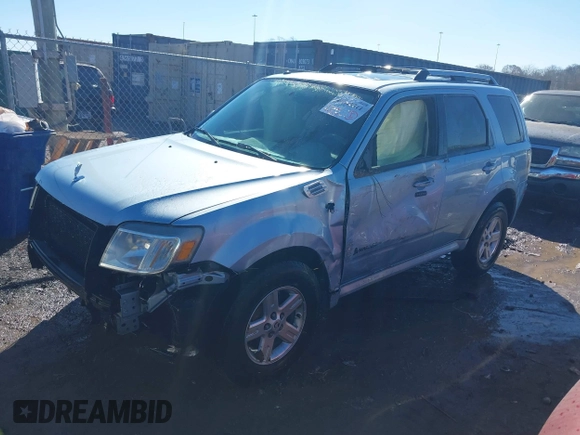 2008 Mercury Mariner with VIN 4M2CU29H48KJ31996, listed as a IAAI auction lot 41643311 with 151,195 mi miles. Bid and sale history available at carsss.com. Image 2.