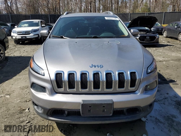 2016 Jeep Cherokee Altitude z VIN 1C4PJMCS4GW205800, wystawiony jako Copart lot #49037135 z przebiegiem 112 918 mil mil oraz Szkoda całkowita • Salvage title. Historia ofert i sprzedaży dostępna na DreamBid. Obrazek 5.