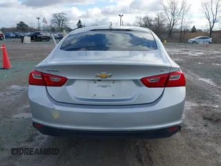2018 Chevrolet Malibu LT with VIN 1G1ZD5ST6JF172539, listed as a IAAI auction lot 40906642 with 114,347 mi miles. Bid and sale history available at carsss.com. Image 16.