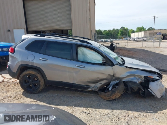 2016 Jeep Cherokee Latitude с VIN 1C4PJMCB4GW182213, выставлен на аукционе IAAI как лот 42209968 с пробегом 108 539 миль миль и . История ставок и продаж доступна на DreamBid. Изображение 13.