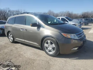 2013 Honda Odyssey Touring with VIN 5FNRL5H97DB025452, listed as a Copart auction lot 48868935 with 172,319 mi miles and Clean Title. Bid and sale history available at carsss.com. Image 4.