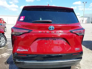 2021 Toyota Sienna Limited z VIN 5TDZRKEC0MS038956, wystawiony jako IAAI lot #42111556 z przebiegiem 47 647 mil mil oraz . Historia ofert i sprzedaży dostępna na DreamBid. Obrazek 16.