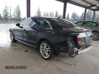 2020 Audi A4 Premium Plus z VIN WAUENAF44LN010185, wystawiony jako IAAI lot #41925956 z przebiegiem 36 679 mil mil oraz . Historia ofert i sprzedaży dostępna na DreamBid. Obrazek 3.