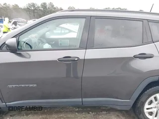 2018 Jeep Compass Sport with VIN 3C4NJCAB9JT211187, listed as a IAAI auction lot 41065430 with 1 mi miles. Bid and sale history available at carsss.com. Image 14.