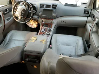 2011 Toyota Highlander Hybrid Limited with VIN JTEDC3EH6B2003044, listed as a Copart auction lot 87972595 with 193,125 mi miles and Salvage Title. Bid and sale history available at carsss.com. Image 8.