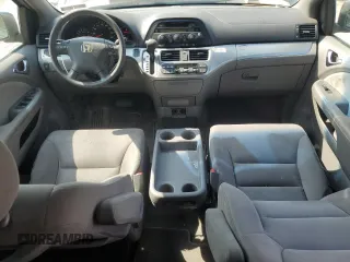 2010 Honda Odyssey EX with VIN 5FNRL3H48AB011905, listed as a Copart auction lot 54990195 with 236,506 mi miles and Clean Title. Bid and sale history available at DreamBid. Image 8.