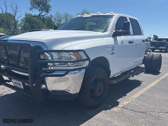 2018 Ram 3500 Chassis Cab Tradesman with VIN 3C7WRTCL4JG346558, listed as a Copart auction lot 54569225 with 255,163 mi miles and Clean Title. Bid and sale history available at carsss.com. Image 2.