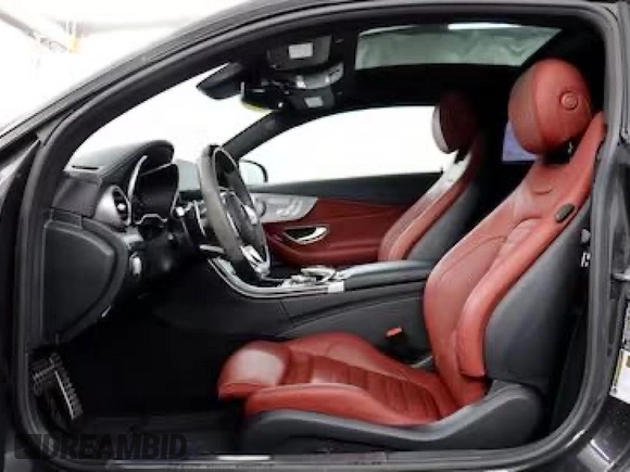 2020 Mercedes-Benz C 43 AMG z VIN WDDWJ6EB9LF941796, wystawiony jako Copart lot #87534475 z przebiegiem 39 533 mil mil oraz Czysty tytuł • Clean title. Historia ofert i sprzedaży dostępna na DreamBid. Obrazek 5.