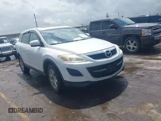 2011 Mazda CX-9 Touring z VIN JM3TB3CA0B0328574, wystawiony jako IAAI lot #42087064 z przebiegiem 161 998 mil mil oraz . Historia ofert i sprzedaży dostępna na DreamBid. Obrazek 1.