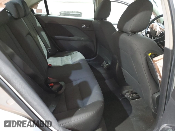 2010 Ford Fusion SE with VIN 3FAHP0HA2AR356436, listed as a Copart auction lot 58396205 with 97,546 mi miles and Salvage title. Bid and sale history available at DreamBid. Image 10.