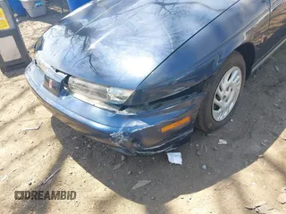 1999 Saturn SW z VIN 1G8ZK8274XZ254806, wystawiony jako IAAI lot #42105064 z przebiegiem 20 186 mil mil oraz . Historia ofert i sprzedaży dostępna na DreamBid. Obrazek 6.