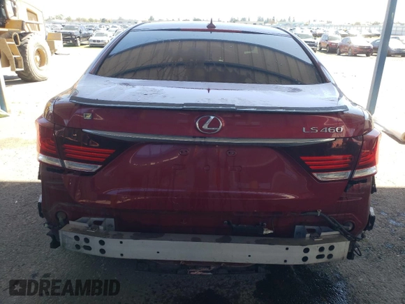 2013 Lexus LS 460 z VIN JTHBL5EF3D5116102, wystawiony jako Copart lot #50262355 z przebiegiem 105 956 mil mil oraz Czysty tytuł • Clean title. Historia ofert i sprzedaży dostępna na DreamBid. Obrazek 6.