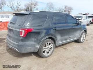 2017 Ford Explorer XLT with VIN 1FM5K8D89HGD87726, listed as a IAAI auction lot 41705174 with 95,799 mi miles. Bid and sale history available at carsss.com. Image 4.