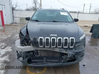 2018 Jeep Cherokee Latitude Plus with VIN 1C4PJLLB3JD553228, listed as a IAAI auction lot 41651643 with 80,712 mi miles and . Bid and sale history available at DreamBid. Image 13.