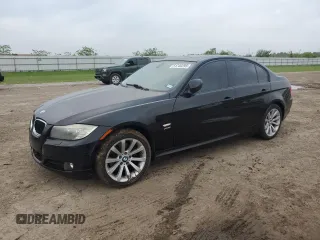 2011 BMW 3 Series 328i xDrive z VIN WBAPK7C54BF195834, wystawiony jako Copart lot #51740295 z przebiegiem 146 972 mil mil oraz Szkoda całkowita • Salvage title. Historia ofert i sprzedaży dostępna na DreamBid. Obrazek 1.