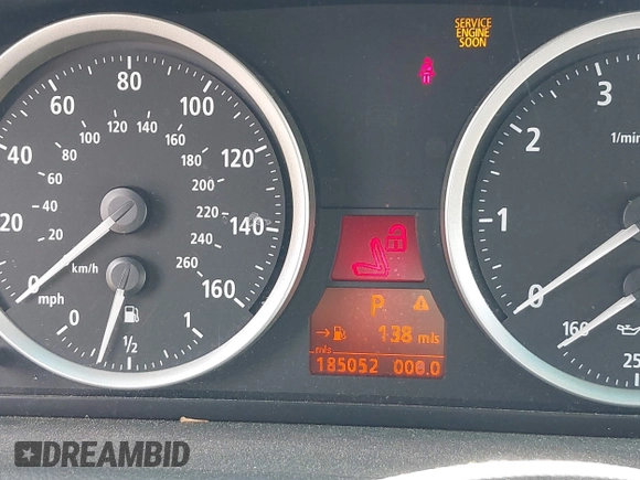 2004 BMW 6 Series 645Ci with VIN WBAEK73444B320856, listed as a IAAI auction lot 41718919 with 185,052 mi miles. Bid and sale history available at carsss.com. Image 7.