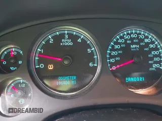 2007 Chevrolet Avalanche 2LT with VIN 3GNEC12J27G196433, listed as a IAAI auction lot 42361795 with 186,808 mi miles and . Bid and sale history available at DreamBid. Image 7.