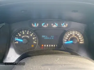 2014 Ford F-150 XL с VIN 1FTNF1CF3EKF28914, выставлен на аукционе Copart как лот 57642395 с пробегом 213 216 миль миль и Списание • Salvage title. История ставок и продаж доступна на DreamBid. Изображение 9.